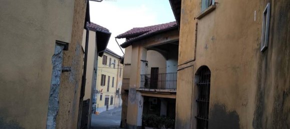 10-Zimmer Wohnung in Besozzo, Italy, Nr. 108045 9