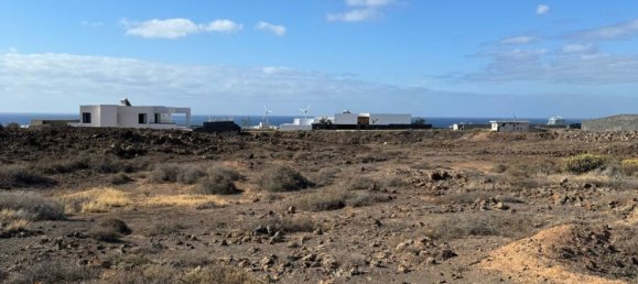  Land in Teguise, Spain No. 151973 3