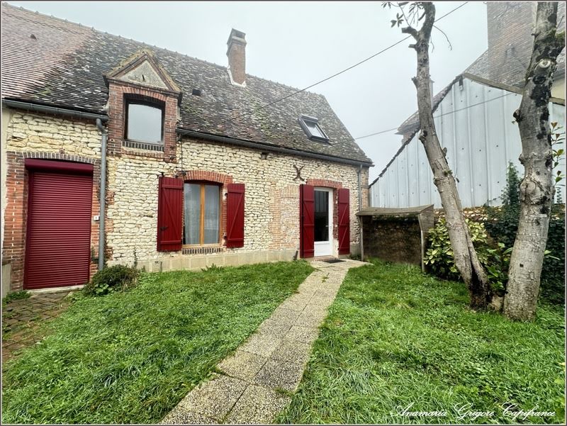 2 bedrooms House in Montlandon, France No. 39687
