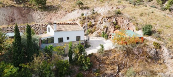 3 bedrooms House in El Burgo, Spain No. 55162 4