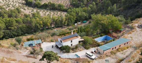 3 bedrooms House in El Burgo, Spain No. 55162 3