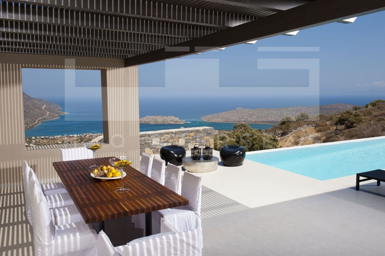 5 bedrooms Villa in Crete, Greece No. 351