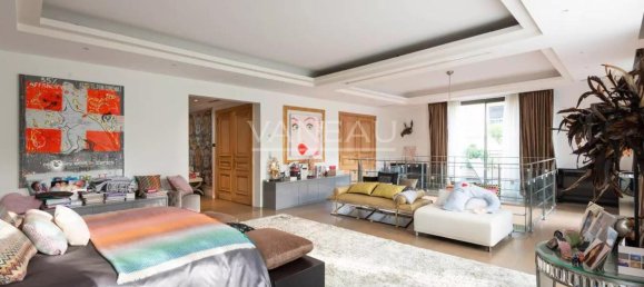 Villa de 5 dormitorios en Neuilly-sur-Seine, France No. 144622 26