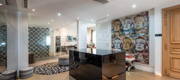 Villa de 5 dormitorios en Neuilly-sur-Seine, France No. 144622 20