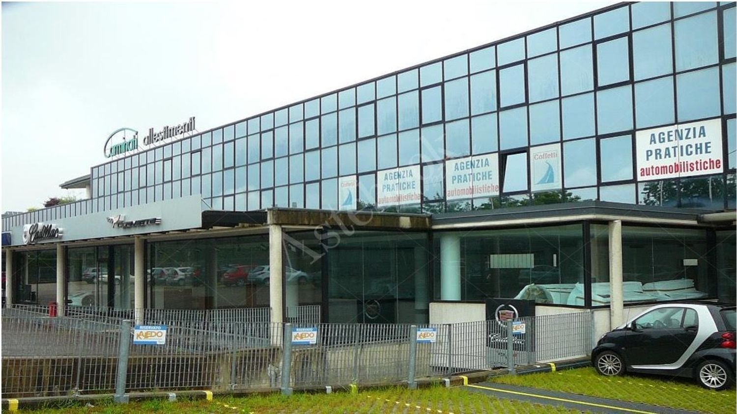 55m² Office in Bergamo, Italy No. 364754