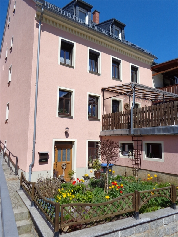 9 rooms Townhouse in Sachsische Schweiz-Osterzgebirge, Germany No. 168180