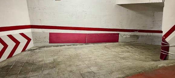  مرآب في Marbella, Spain رقم 182169 5