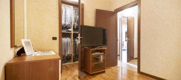 4غرفة شقة في Serravalle Sesia, Italy رقم 228179 8