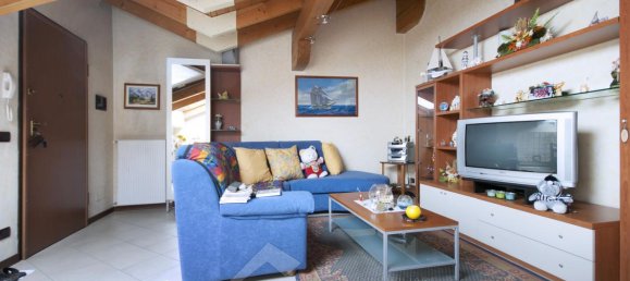 4غرفة شقة في Serravalle Sesia, Italy رقم 228179 3