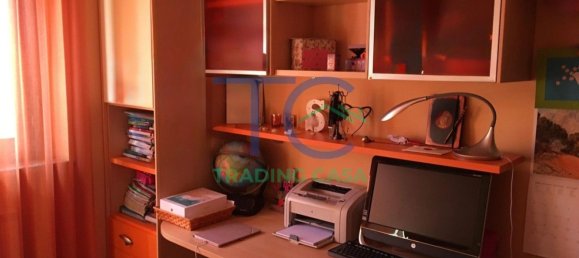 4 Schlafzimmer Wohnung in Piacenza, Italy, Nr. 363733 16