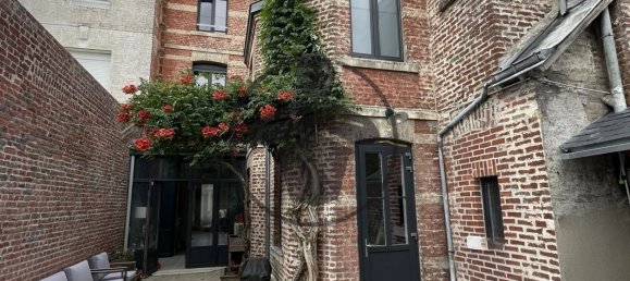 5 bedrooms House in Saint-Quentin, France No. 56144 17