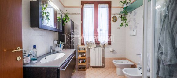 Apartamento de 1 dormitorio en Castelfranco Emilia, Italy No. 201254 19