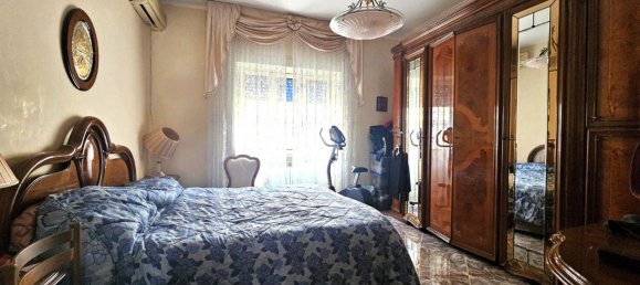 4 rooms Apartment in Casoria, Italy No. 38959 6