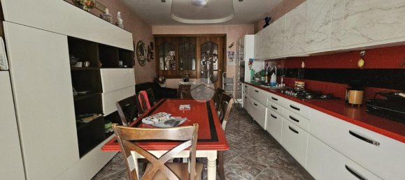 4 rooms Apartment in Casoria, Italy No. 38959 7