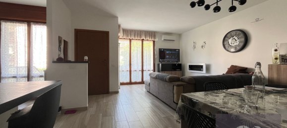 8 bedrooms Duplex in Vinci, Italy No. 353123 2
