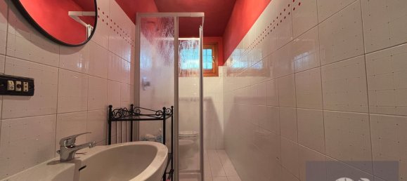 8 bedrooms Duplex in Vinci, Italy No. 353123 20