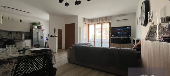 8 bedrooms Duplex in Vinci, Italy No. 353123 4