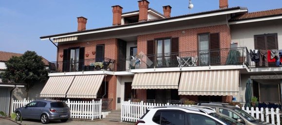 2 chambres Appartement à Scalenghe, Italy No. 336994 2