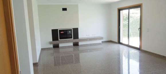 11 bedrooms House in Corroios, Portugal No. 110280 39