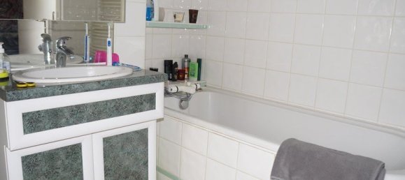 4 bedrooms House in Lievin, France No. 221464 14