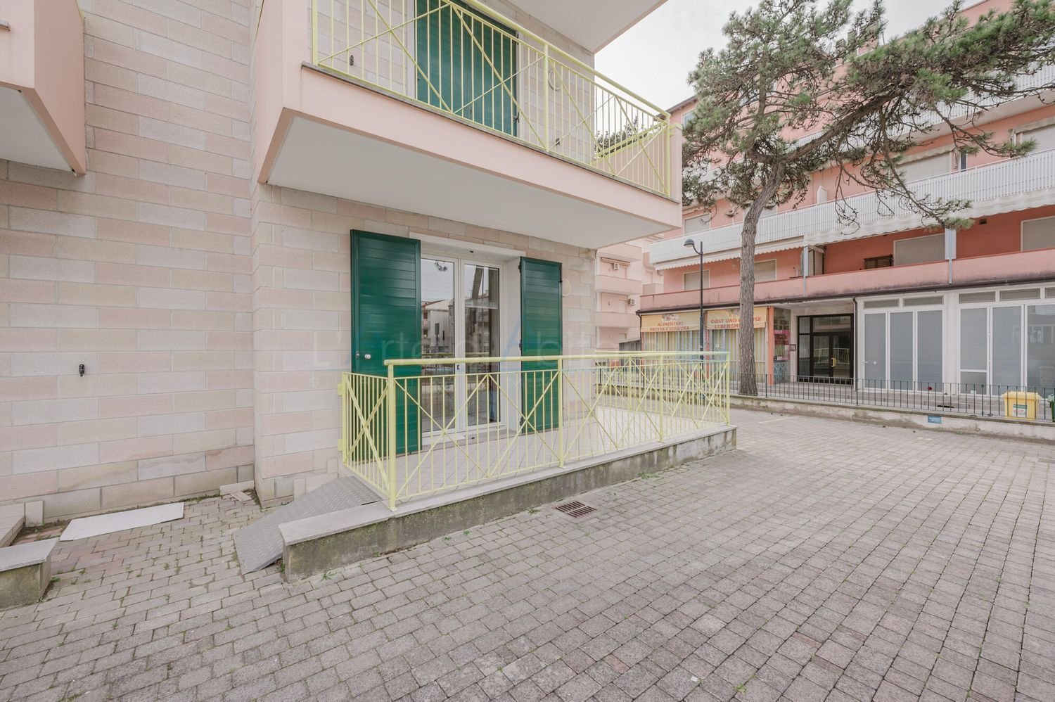 2-salle Appartement à Caorle, Italy No. 119377