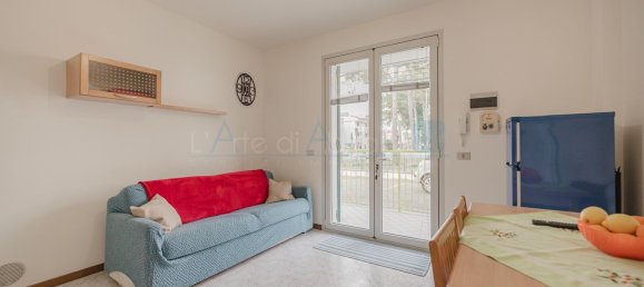 2-salle Appartement à Caorle, Italy No. 119377 4