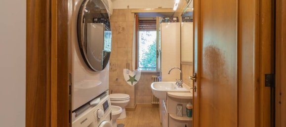 5 bedrooms Apartment in Rome, Italy No. 320924 16