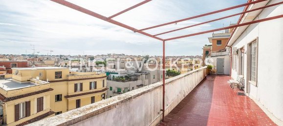 5 bedrooms Penthouse in Rome, Italy No. 106504 14