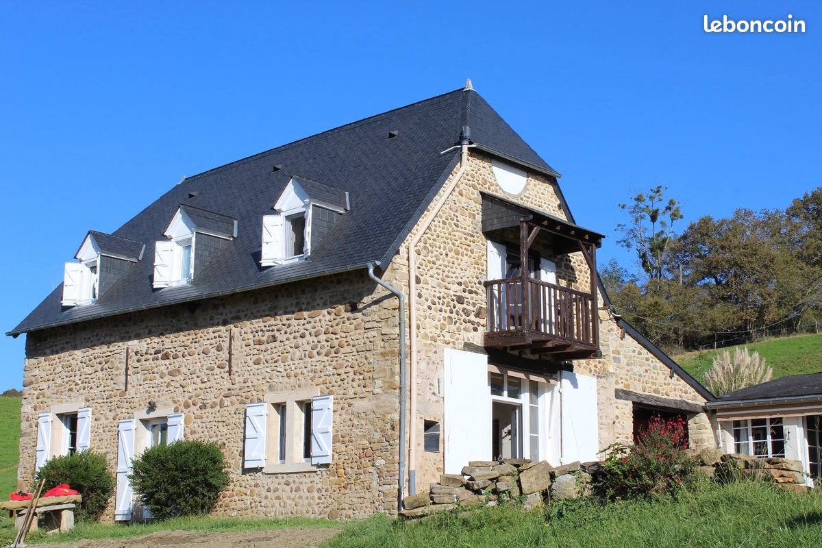 3 bedrooms House in Oloron-Sainte-Marie, France No. 340792