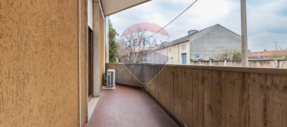 Apartamento T2 em Gallarate, Italy N.º 56746 11