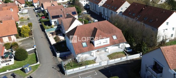Casa de 5 dormitorios en Wolfisheim, France No. 57929 2