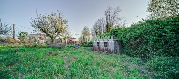 Terrain à Somma Lombardo, Italy No. 364850 9