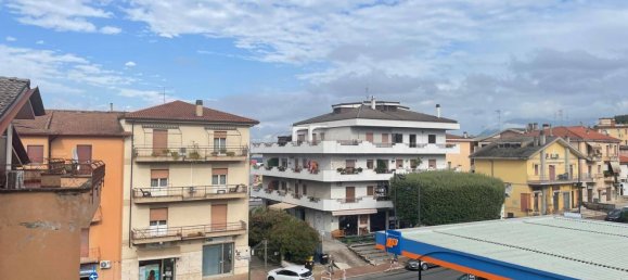 3 Schlafzimmer Wohnung in Colleferro, Italy, Nr. 348242 8