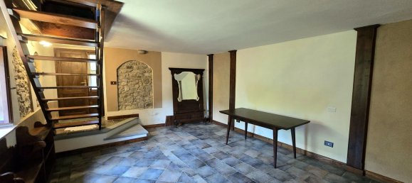 10 rooms House in Fosciandora, Italy No. 289258 40