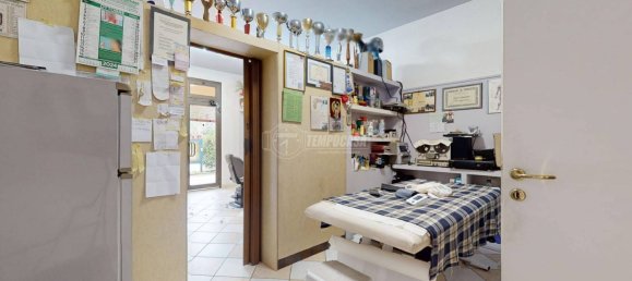 Studio in Cento, Italy No. 137624 7