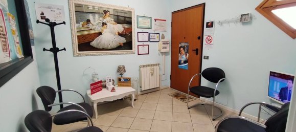 70m² Office in Terni, Italy No. 312664 2