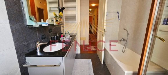 3 bedrooms Apartment in Treviso, Italy No. 327114 16