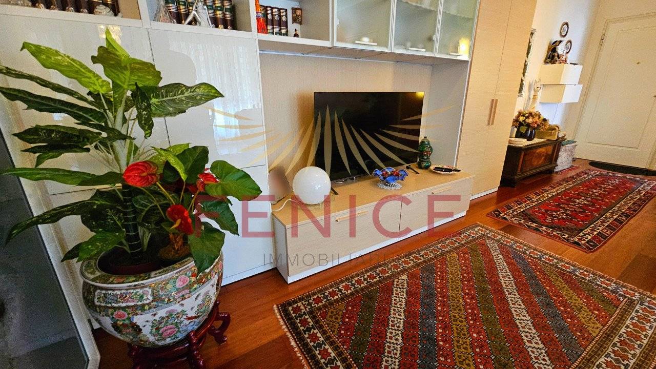 3 bedrooms Apartment in Treviso, Italy No. 327114