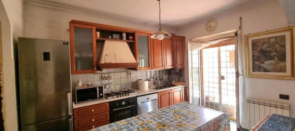 3 bedrooms Apartment in Tivoli, Italy No. 310801 6