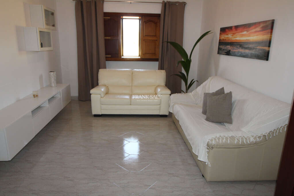 4 bedrooms House in Naxxar, Malta No. 4006