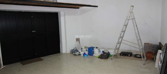 4 bedrooms House in Naxxar, Malta No. 4006 40