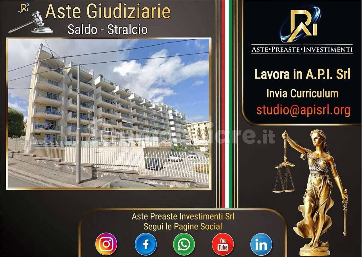 2 bedrooms Apartment in Naples, Italy No. 279307