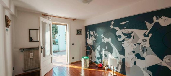 11 rooms Villa in Pordenone, Italy No. 28220 14