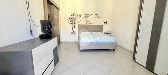 1 bedroom Apartment in Naples, Italy No. 318088 17