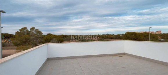Villa T3 em Mil Palmeras, Spain N.º 28386 19