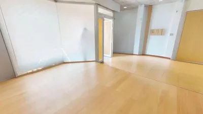  عقار تجاري في Alicante, Spain 301متر مربع رقم 276905