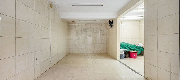 Дом с 7 спальнями в Матозиньюш, Португалия № 175052 30