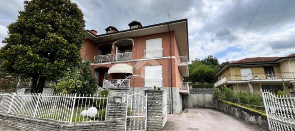 2 bedrooms Apartment in Castellamonte, Italy No. 299979 9