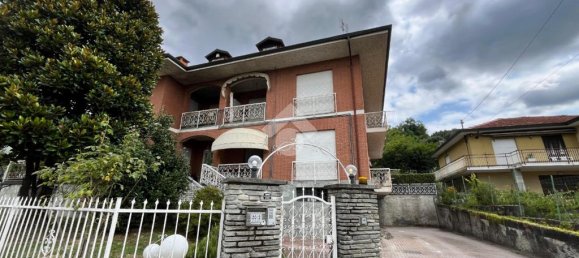 2 bedrooms Apartment in Castellamonte, Italy No. 299979 32