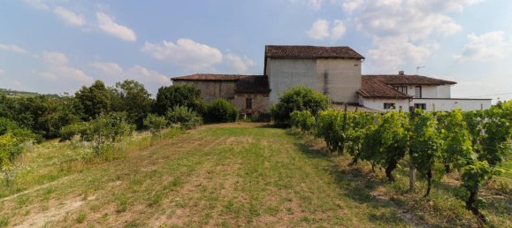 10 rooms House in Costigliole d'Asti, Italy No. 17979 20